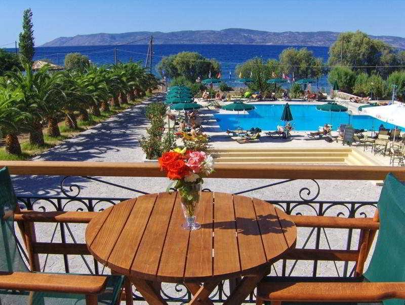 Hotel Bella Vista Митимна Экстерьер фото