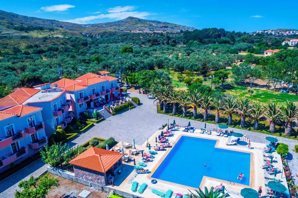 Hotel Bella Vista Митимна Экстерьер фото