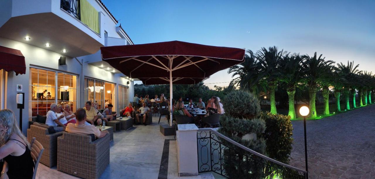 Hotel Bella Vista Митимна Экстерьер фото