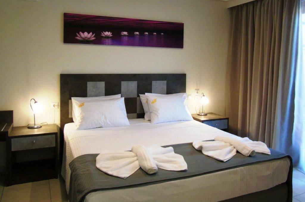 Hotel Bella Vista Митимна Экстерьер фото